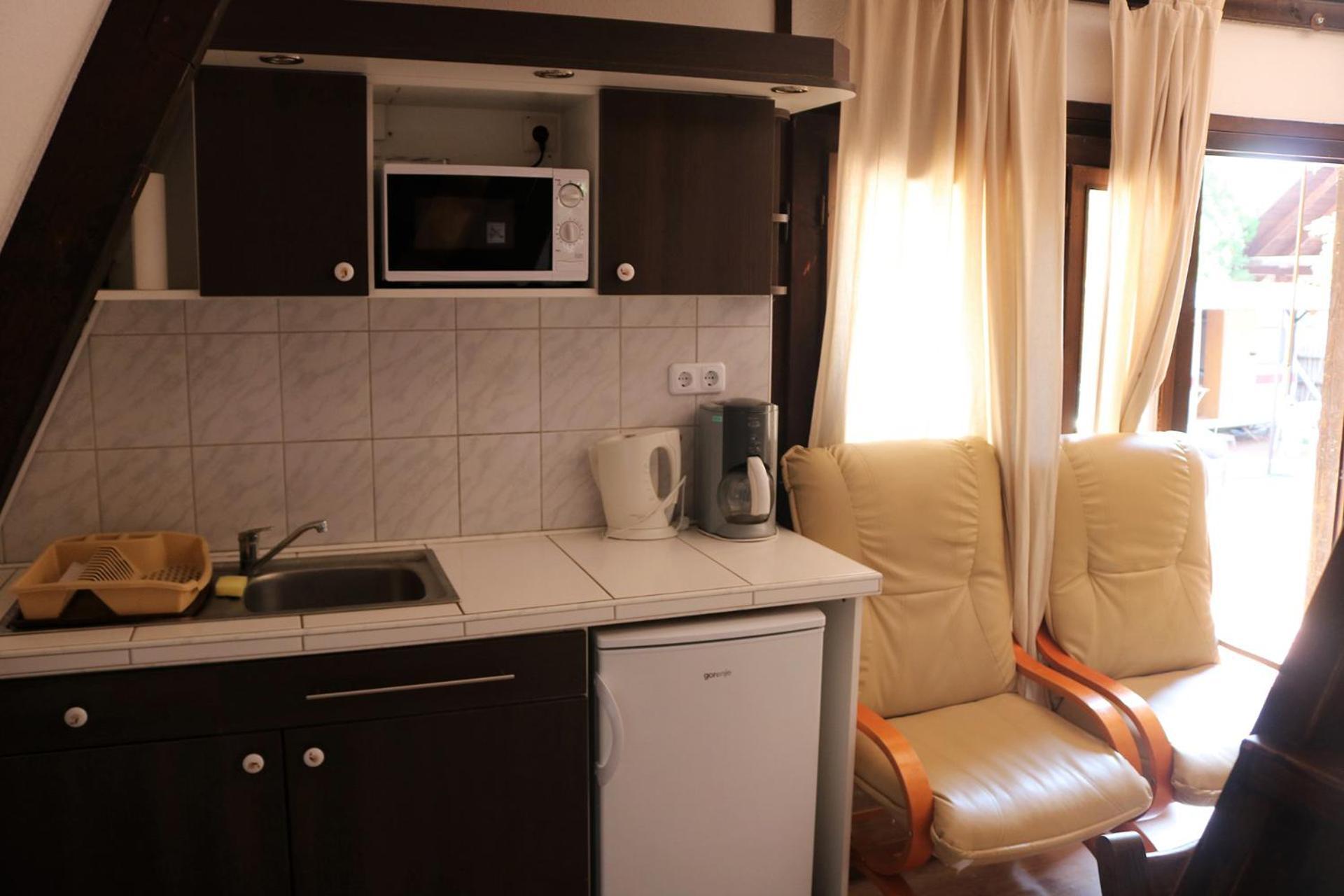 Mandel Fahazak Hotel Paloznak Kamer foto