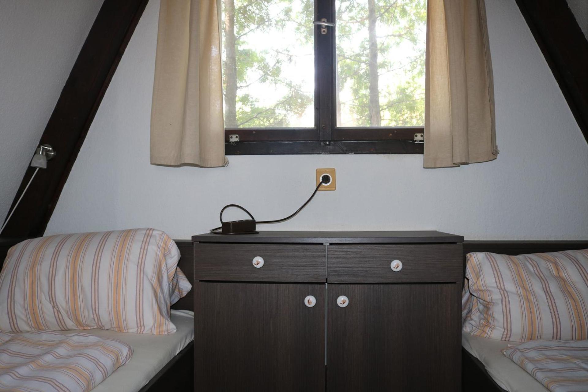 Mandel Fahazak Hotel Paloznak Kamer foto